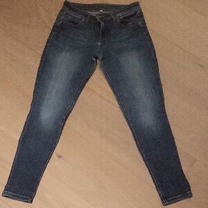 DL1961 Dark Blue Skinny Jeans